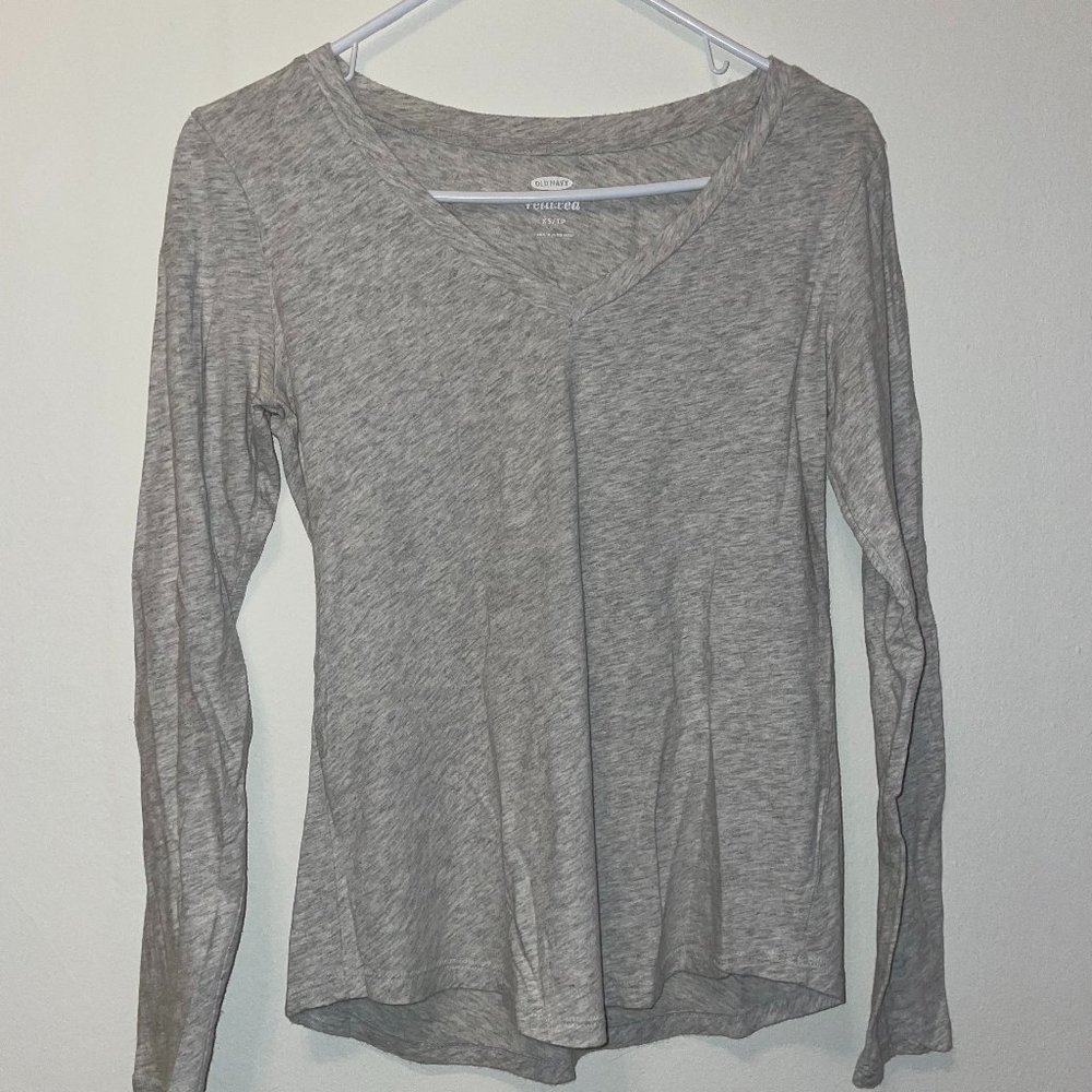 GREY LONG SLEEVE TEE